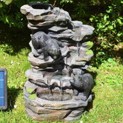 Solcelle Fontæne med batteri "Bjørne Ved Vandfald"