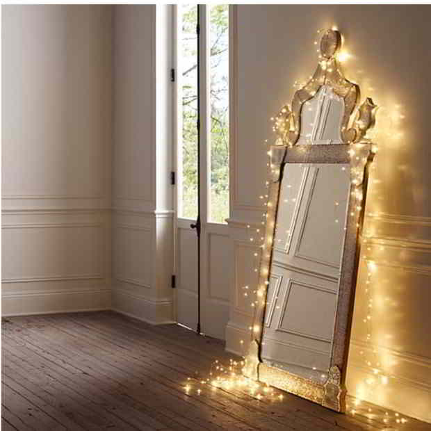 Spejl med lysk&aelig;der